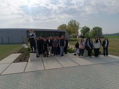 2026 Április 18-án A NEP (Nemzeti Emlékezetpedagógiai Program) keretében tanulóink Bugacra látogattak el.