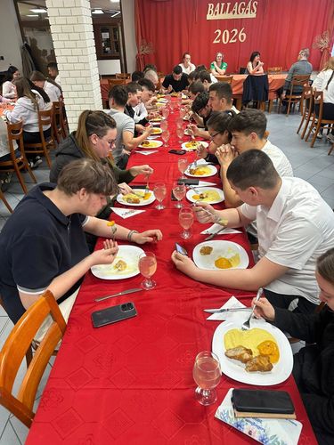 Április 20-án az intézményünkhöz tartozó kollégiumból elballagtak a végzős diákjaink